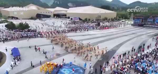 众合资本 各地妙招频出激发消费潜力 特色“清凉游”带活“避暑经济”